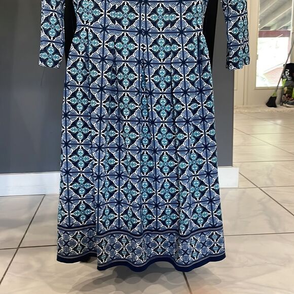 New! Jersey knit blue print A-line 3/4 sleeve pull over midi dress - Picture 10 of 16